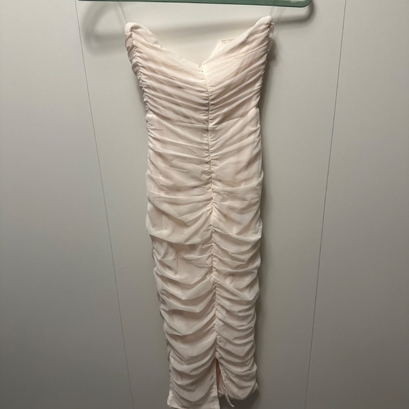 Oh Polly Ivory white dress - Picture 4 of 4